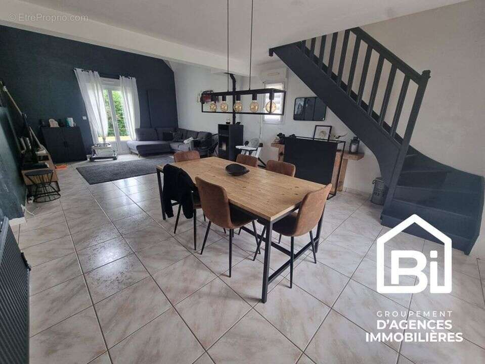 Maison à BRETTEVILLE-L'ORGUEILLEUSE