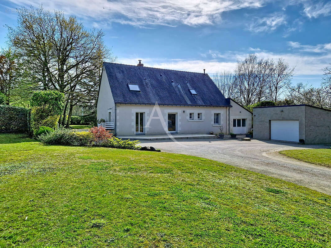 Maison à SAINT-MATHURIN-SUR-LOIRE