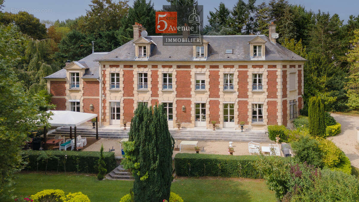 Maison à CHANTILLY