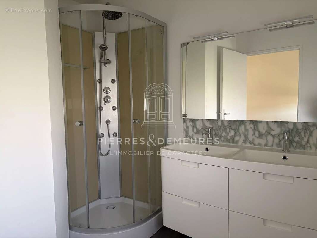 Maison à CHATEAUNEUF-SUR-CHER