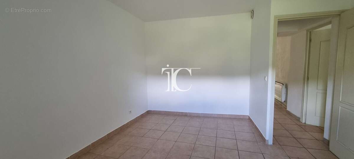 Appartement à LES ASSIONS