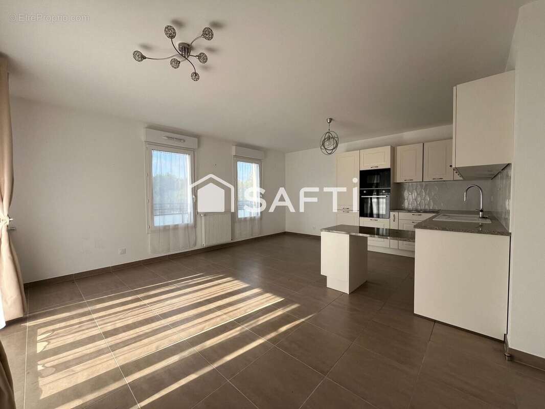 Photo 4 - Appartement à MENNECY