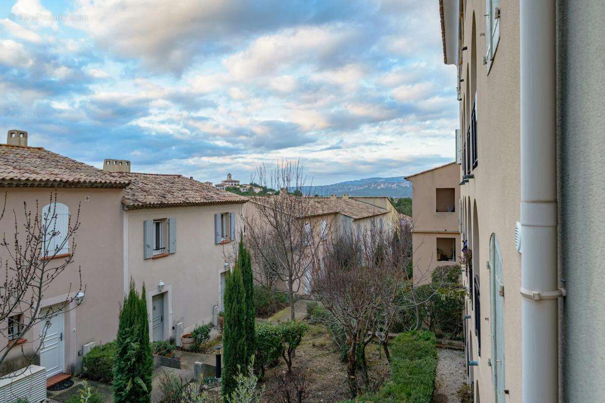 Appartement à MALLEMORT