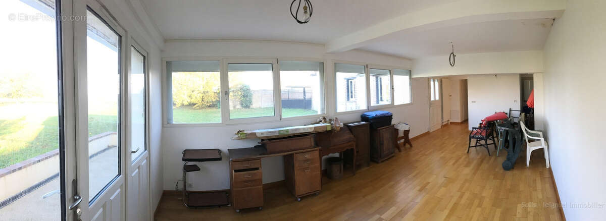 Grande maison entourée de son jardin de 5200m2 - photo 6