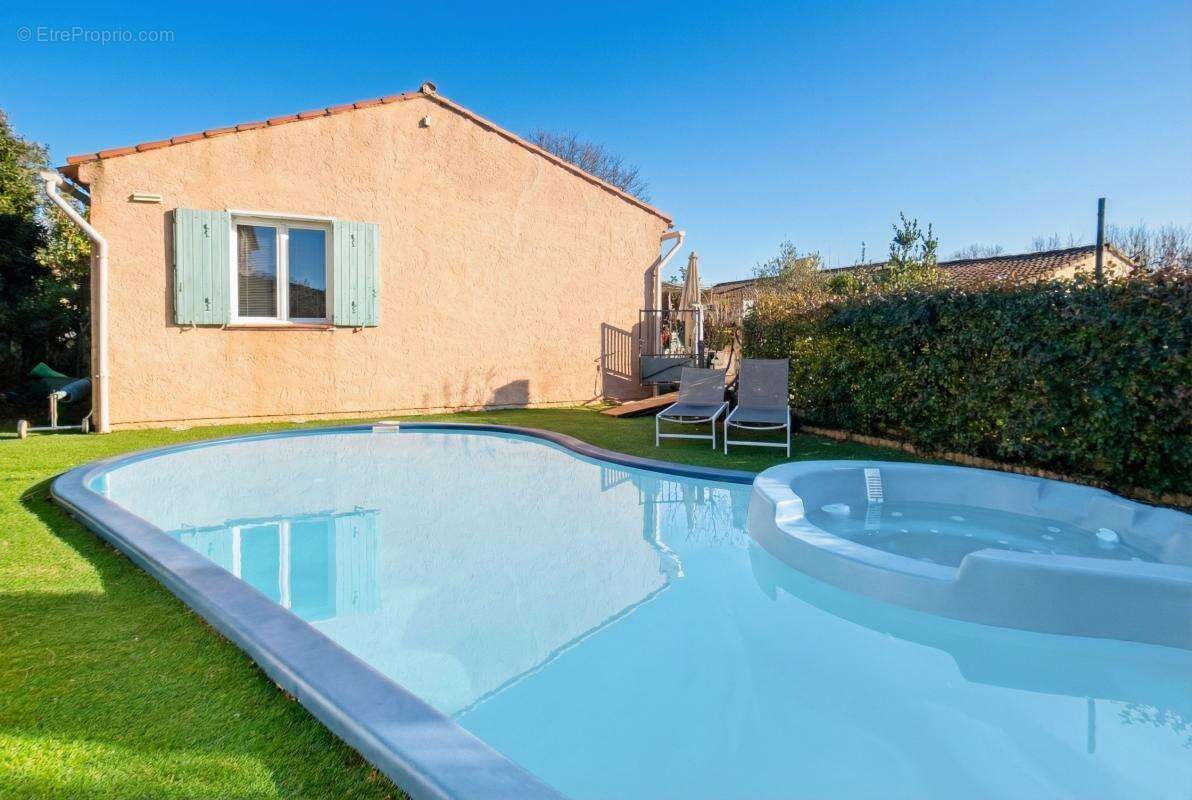 Maison à BOUC-BEL-AIR