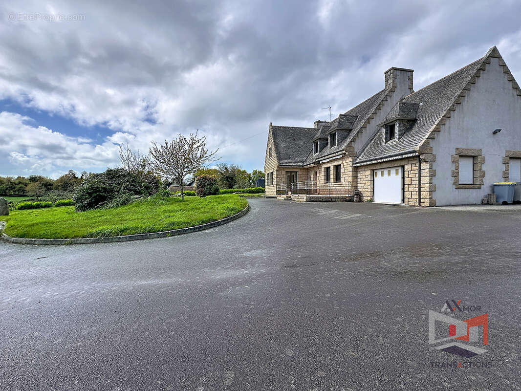 Maison à PLEUMEUR-BODOU