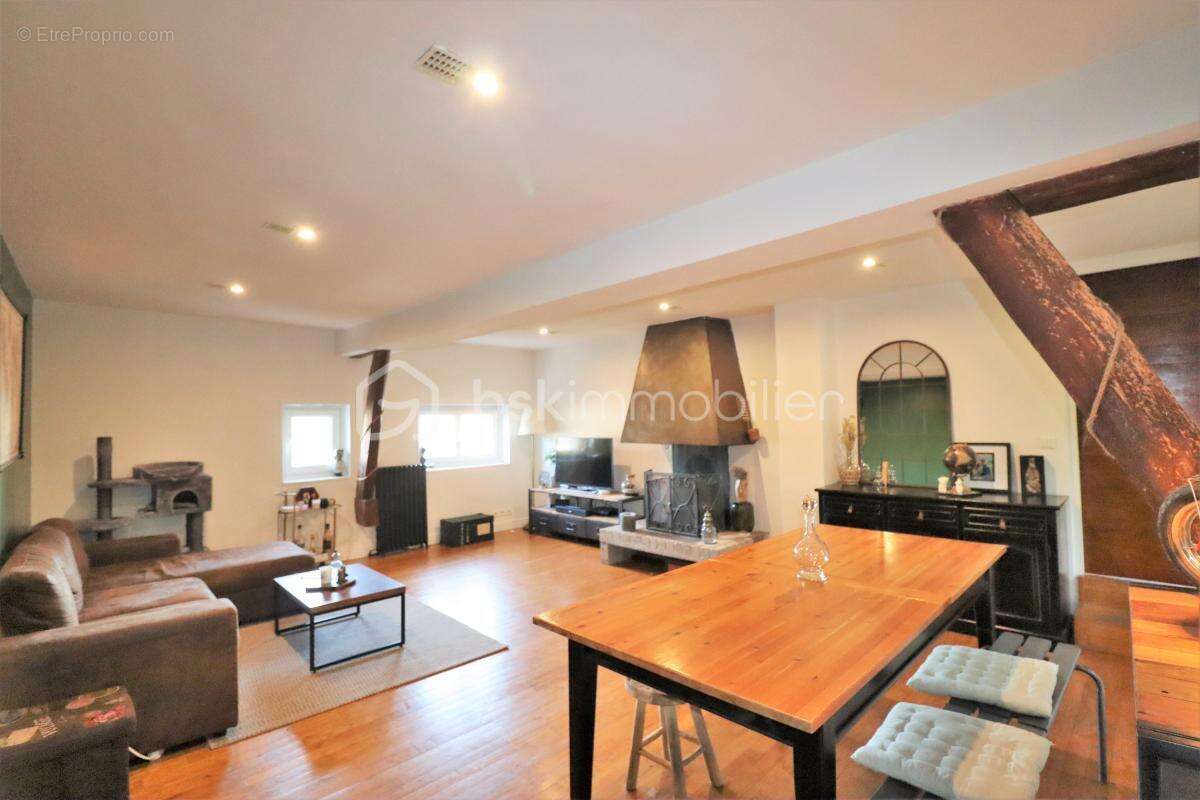 Appartement à MAISSE