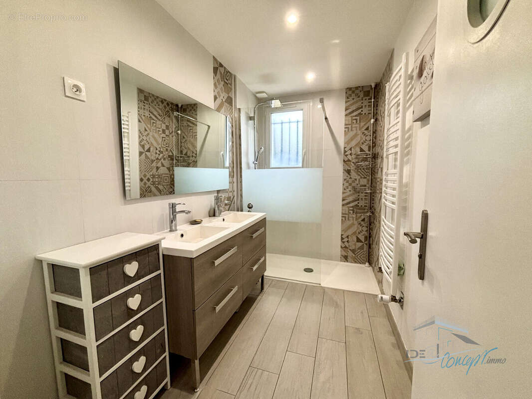 Maison à JANVILLE-SUR-JUINE