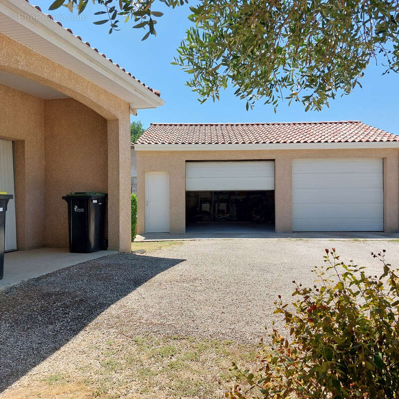 Maison à vendre 5 pièces CAMPSAS (82)avec garage attenant et double garage indépendant, piscine, terrasse couverte, puits, sur 2 - photo 35