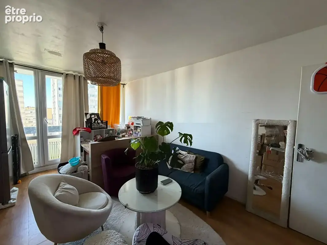 Appartement à AUBERVILLIERS