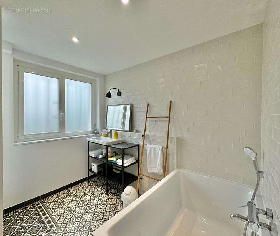 Maison 210 m² à Pau  - photo 7