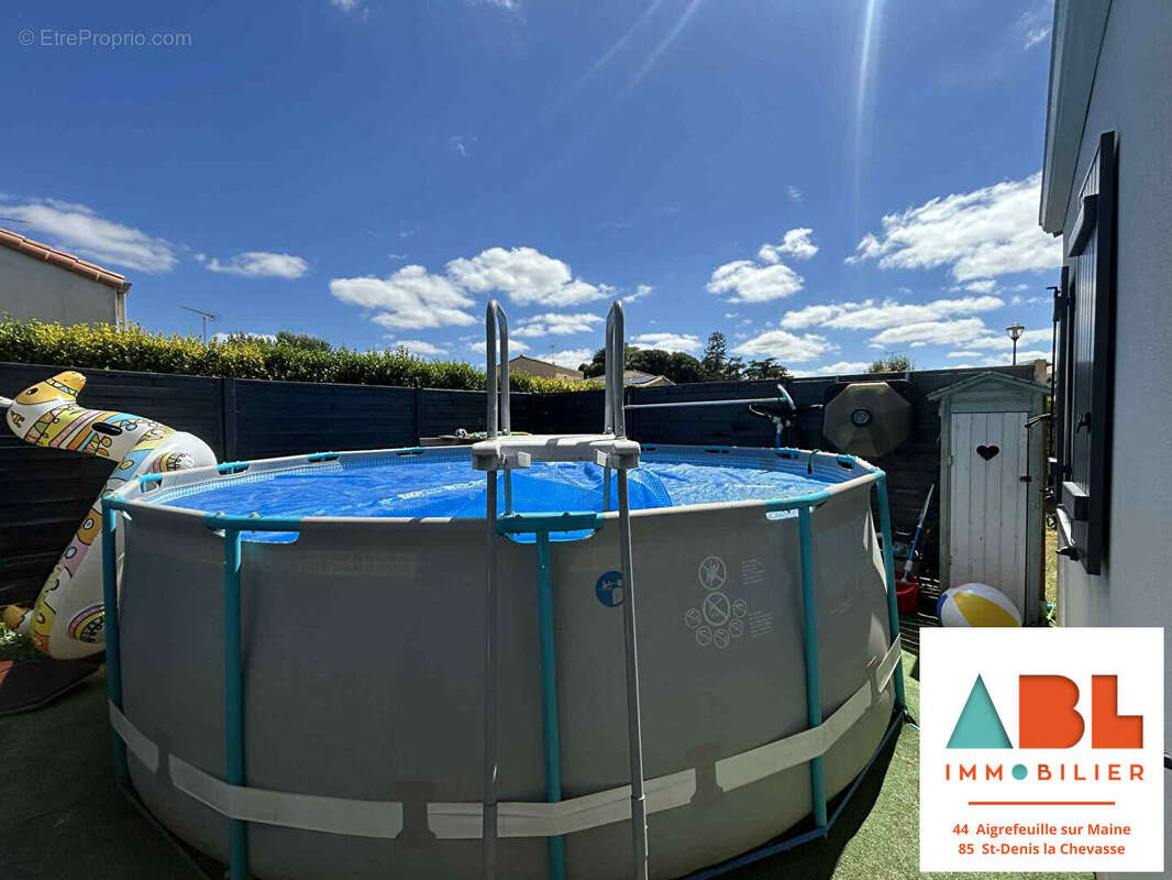 Maison à SAINT-DENIS-LA-CHEVASSE