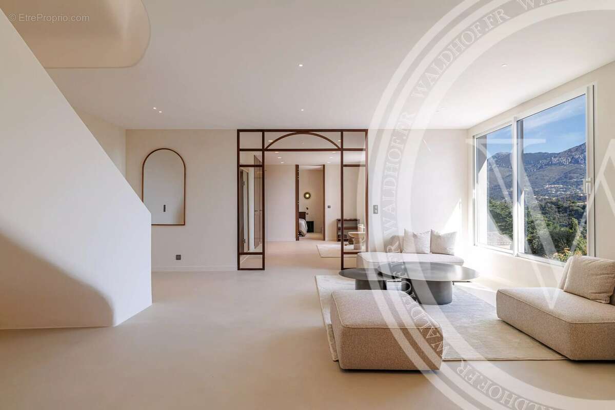 Maison à ROQUEBRUNE-CAP-MARTIN