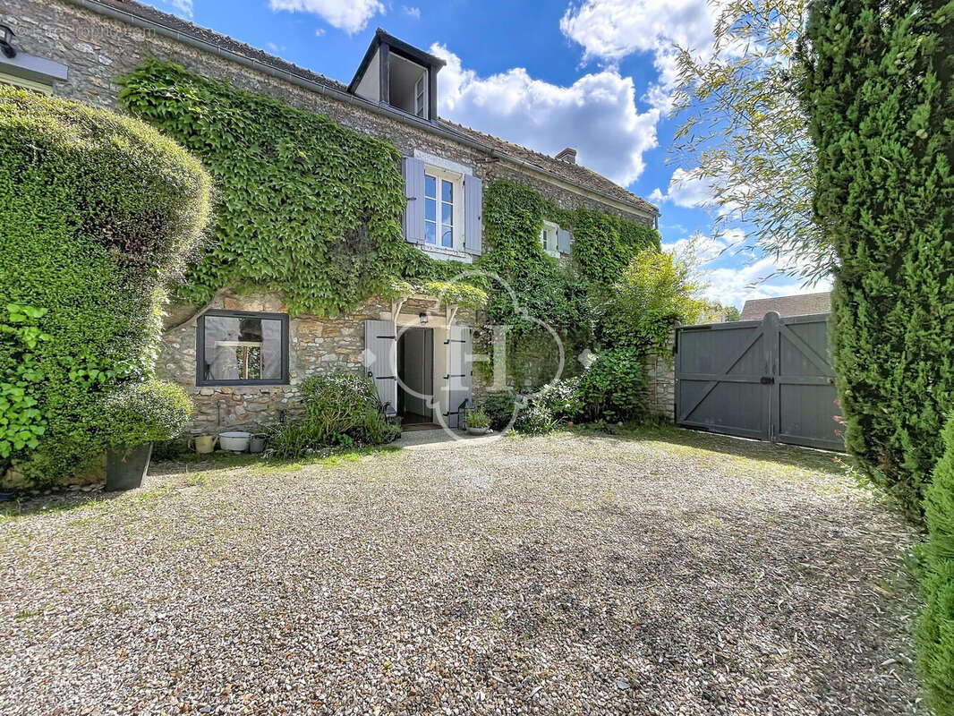Maison à HARGEVILLE