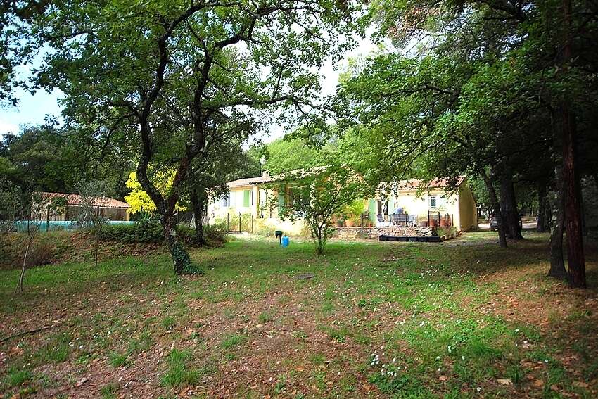 Maison à FLASSANS-SUR-ISSOLE