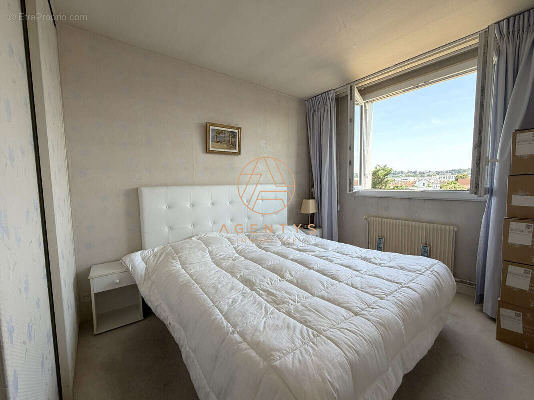 Appartement à SAINT-MAUR-DES-FOSSES