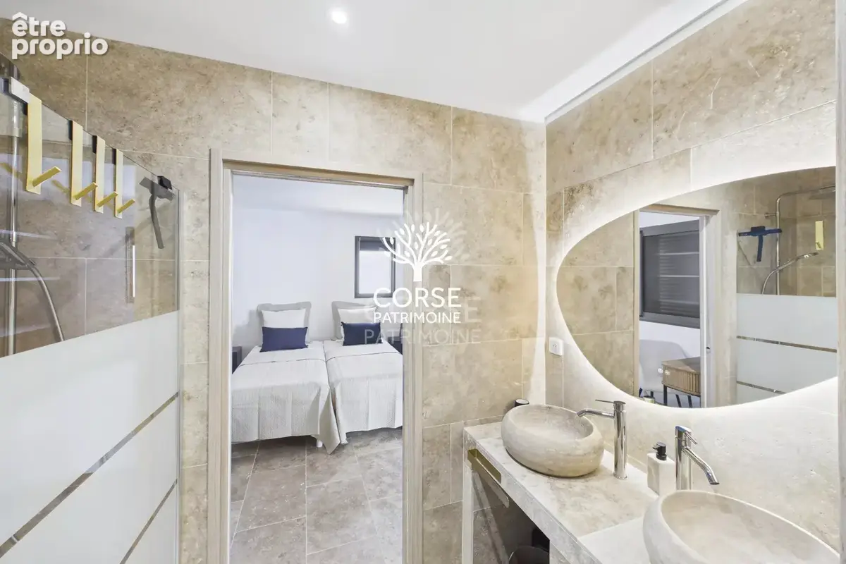 Villa T5 vue mer, piscine à débordement - photo 6