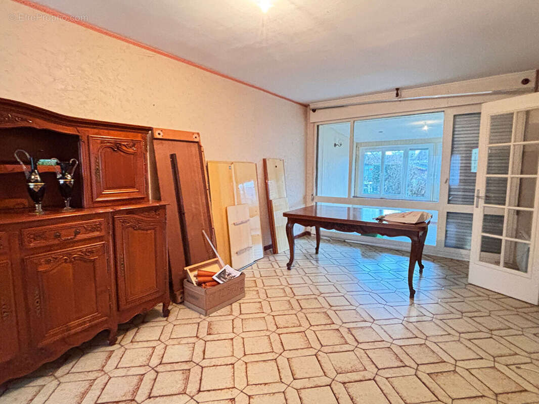 Maison à SAINT-MARCEL