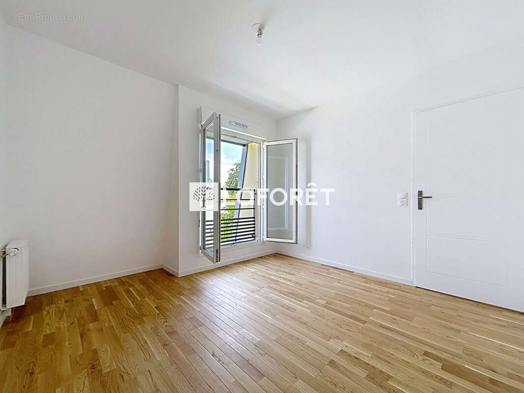 Appartement à VERNEUIL-SUR-SEINE