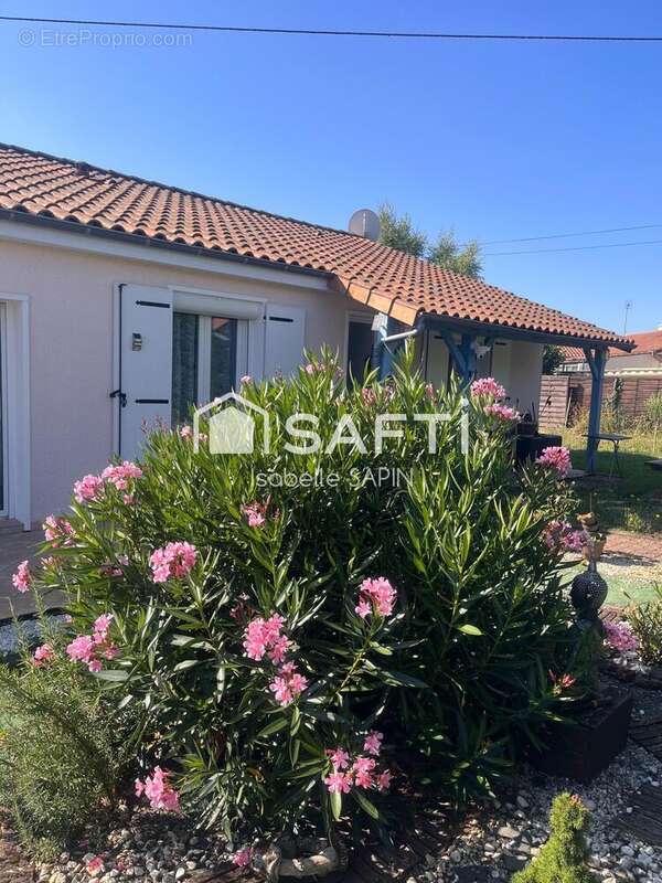 Photo 2 - Maison à CHAMPIGNY-LE-SEC