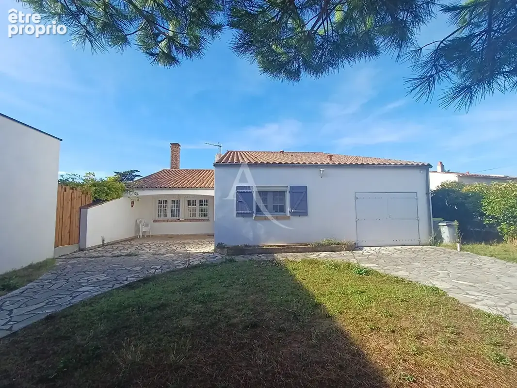 Maison à PORT-DES-BARQUES