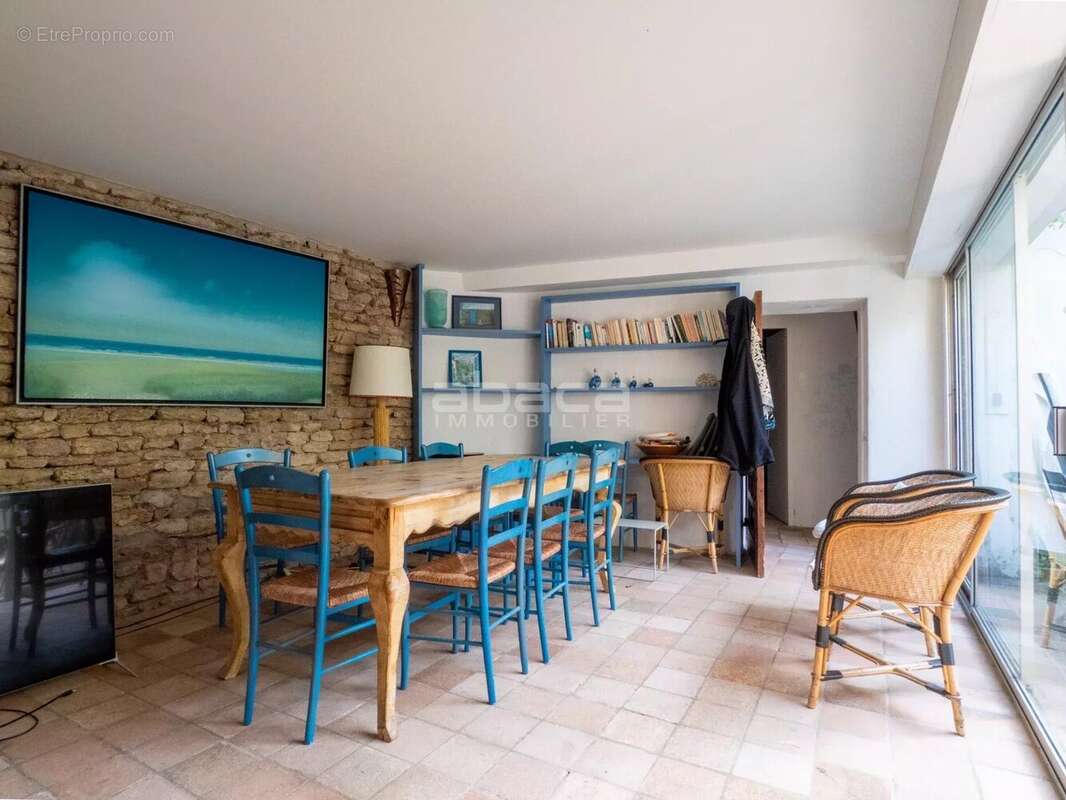 Maison à LES PORTES-EN-RE