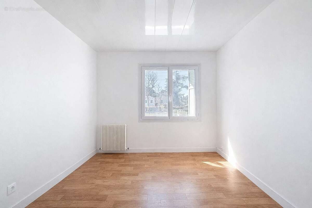 Maison familiale de 138 m² avec jardin – Beaumont - photo 13