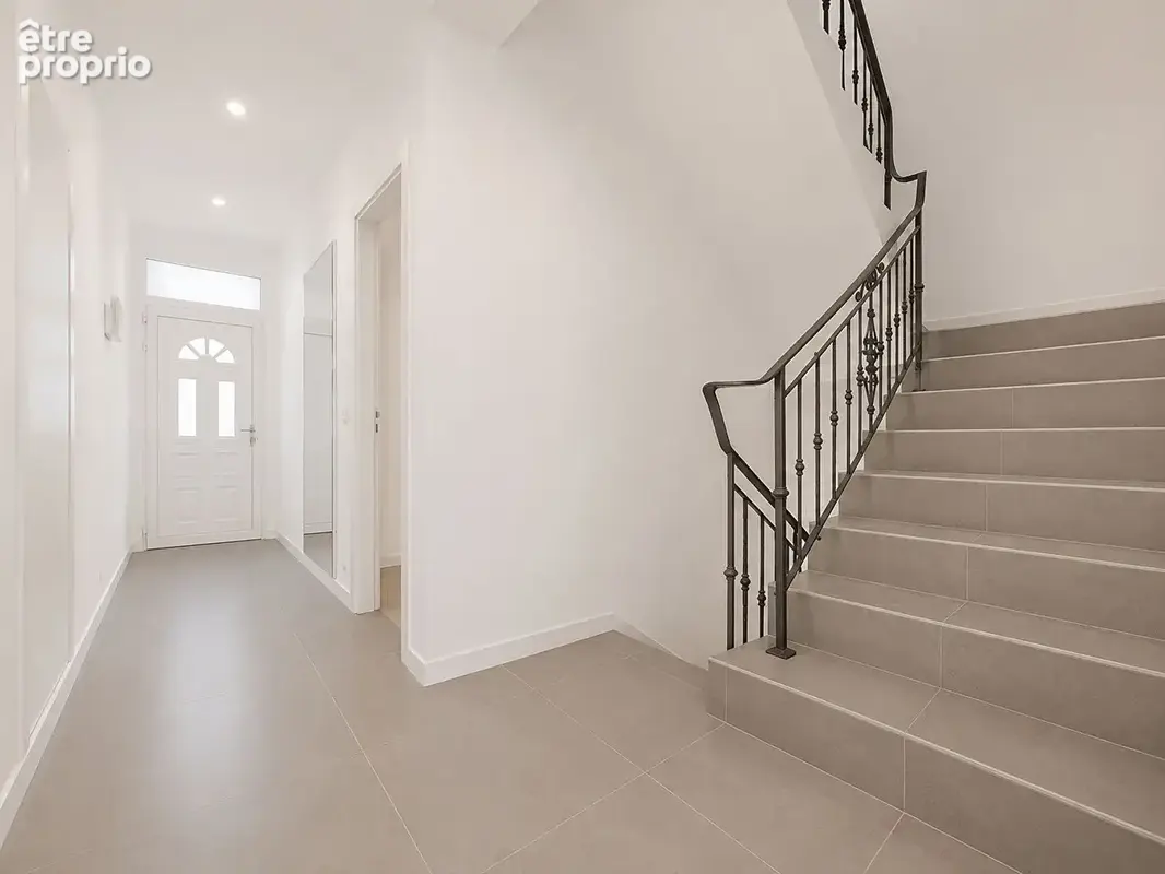 Immeuble de 250m2 de 6 appartements - photo 8