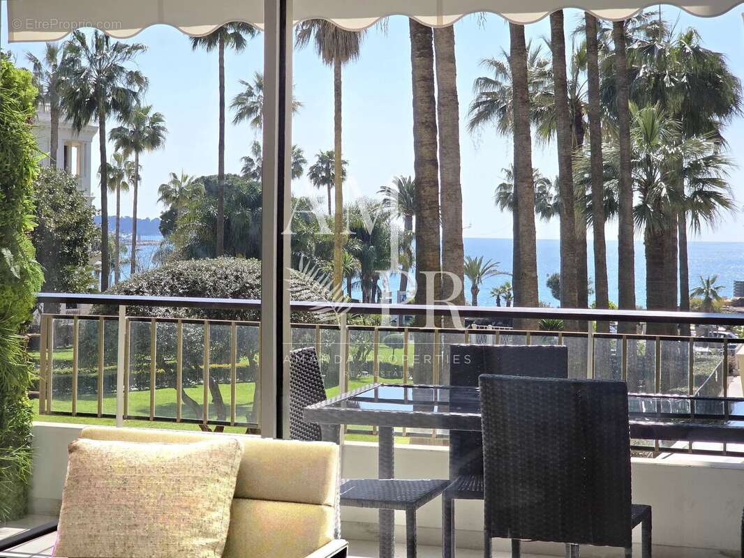 Appartement à CANNES