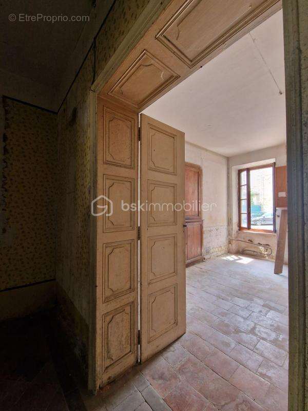 Maison à SAINT-JEAN-DE-BARROU