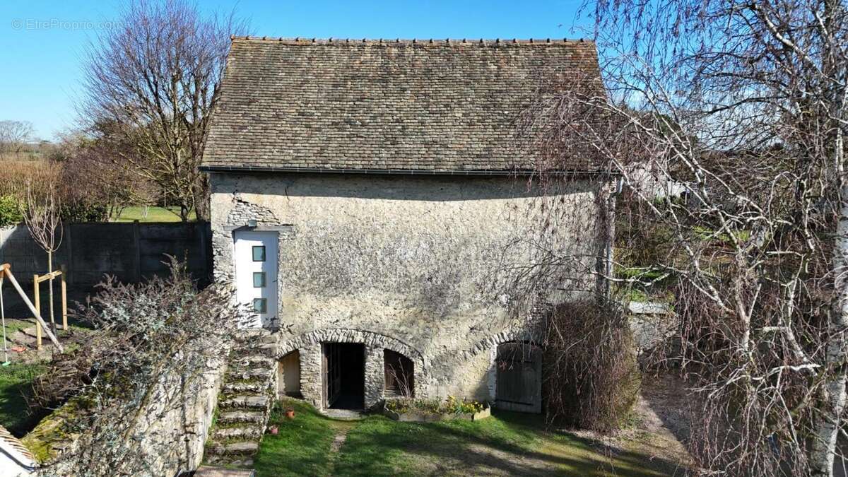Maison à SAINT-LUBIN-DE-LA-HAYE
