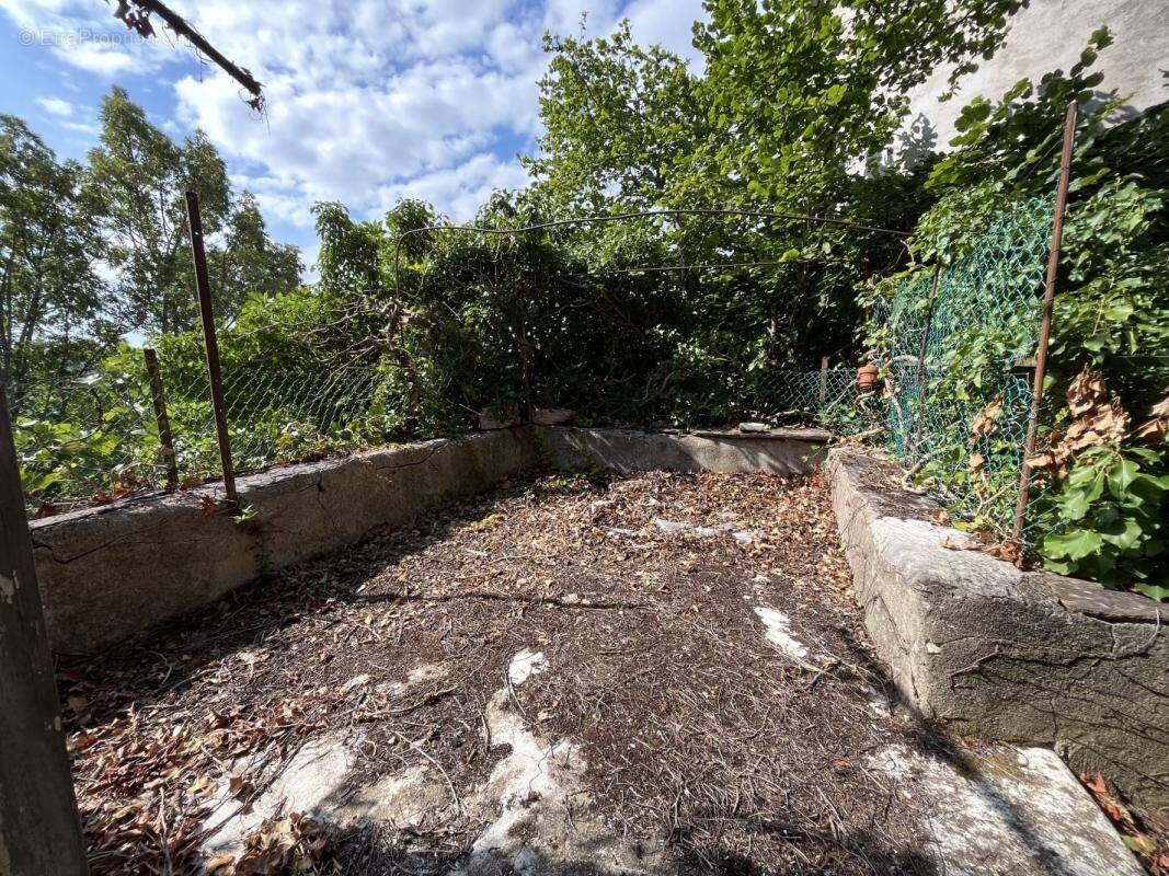 Maison à CASSAGNOLES