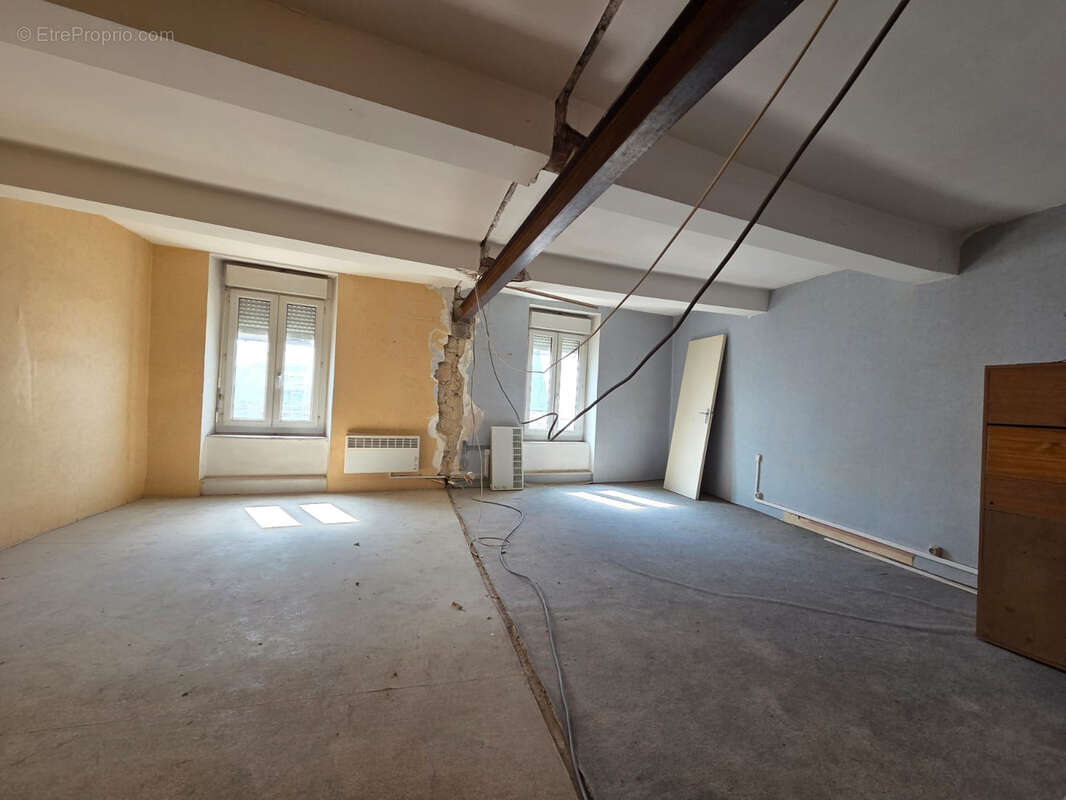 Appartement à LEZIGNAN-CORBIERES