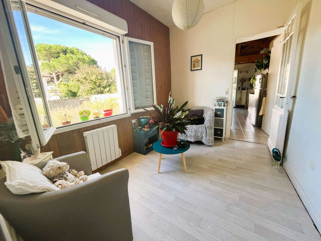 Maison à MESCHERS-SUR-GIRONDE