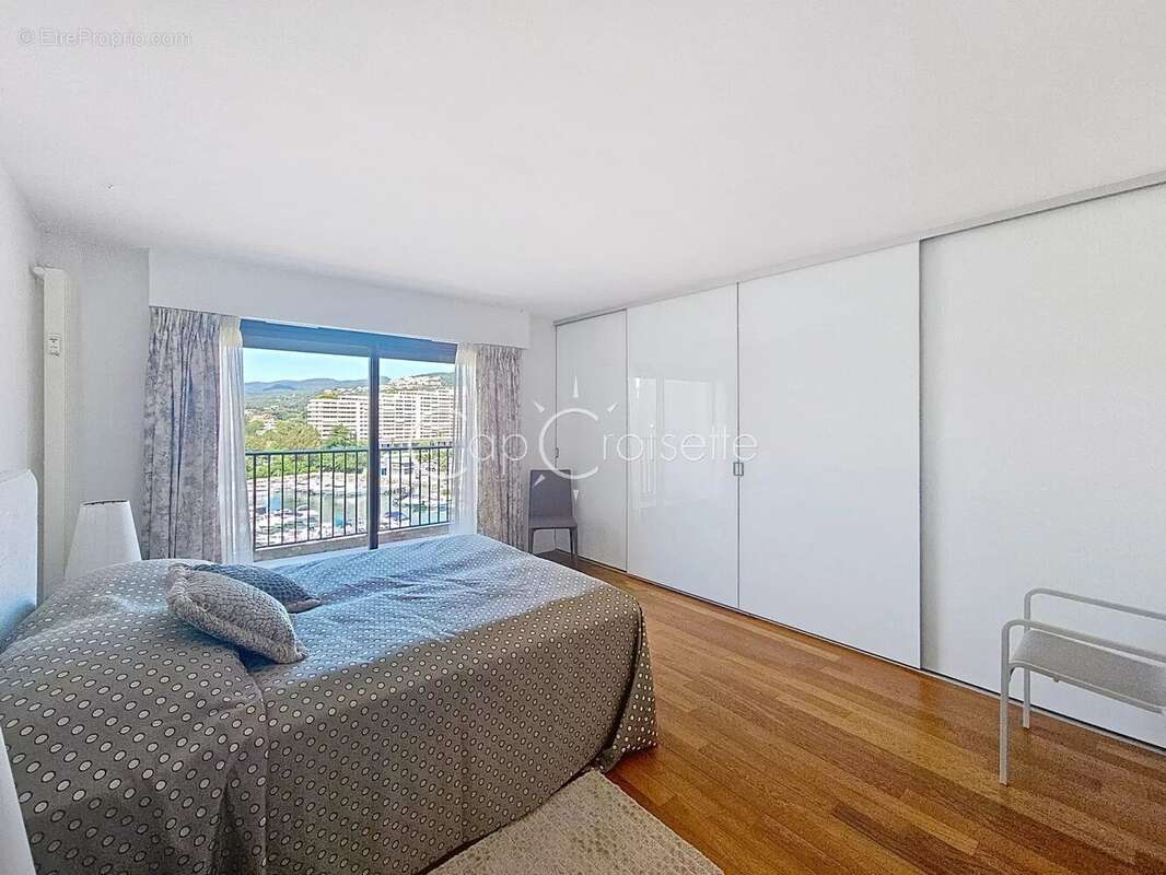 Appartement à MANDELIEU-LA-NAPOULE