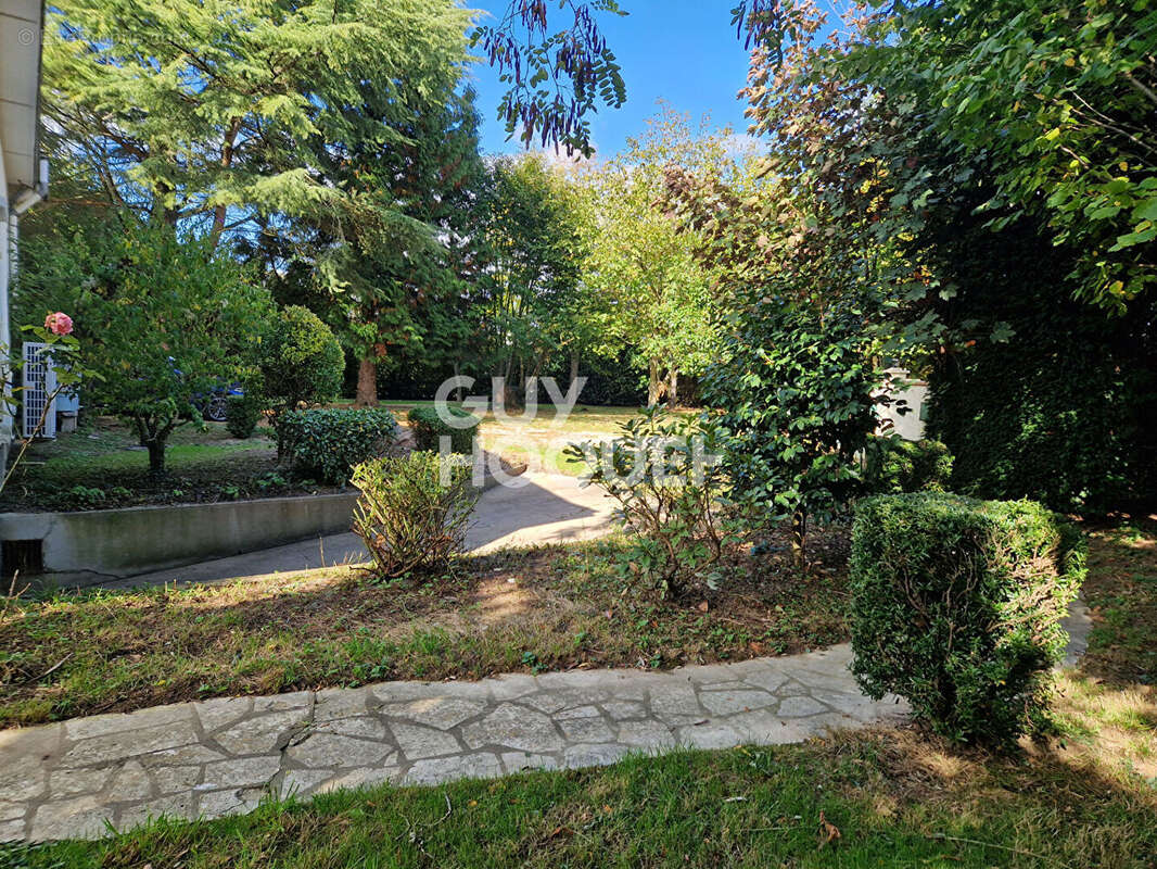 Maison à CHATEAU-GONTIER