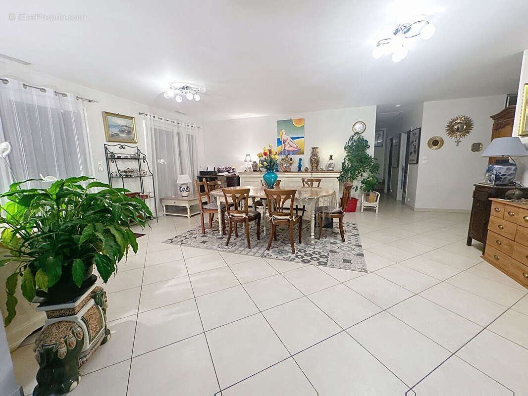 Maison à SAINT-MEDARD-EN-JALLES