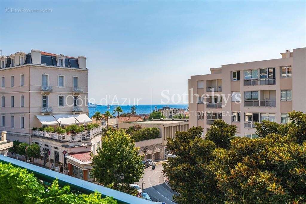 Appartement à BEAULIEU-SUR-MER