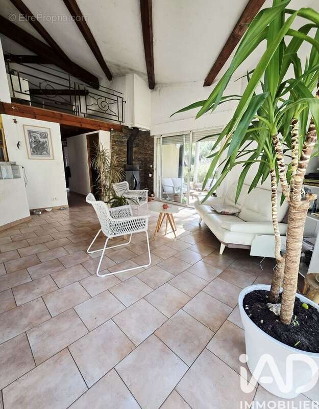 Photo 9 - Maison à ENSUES-LA-REDONNE