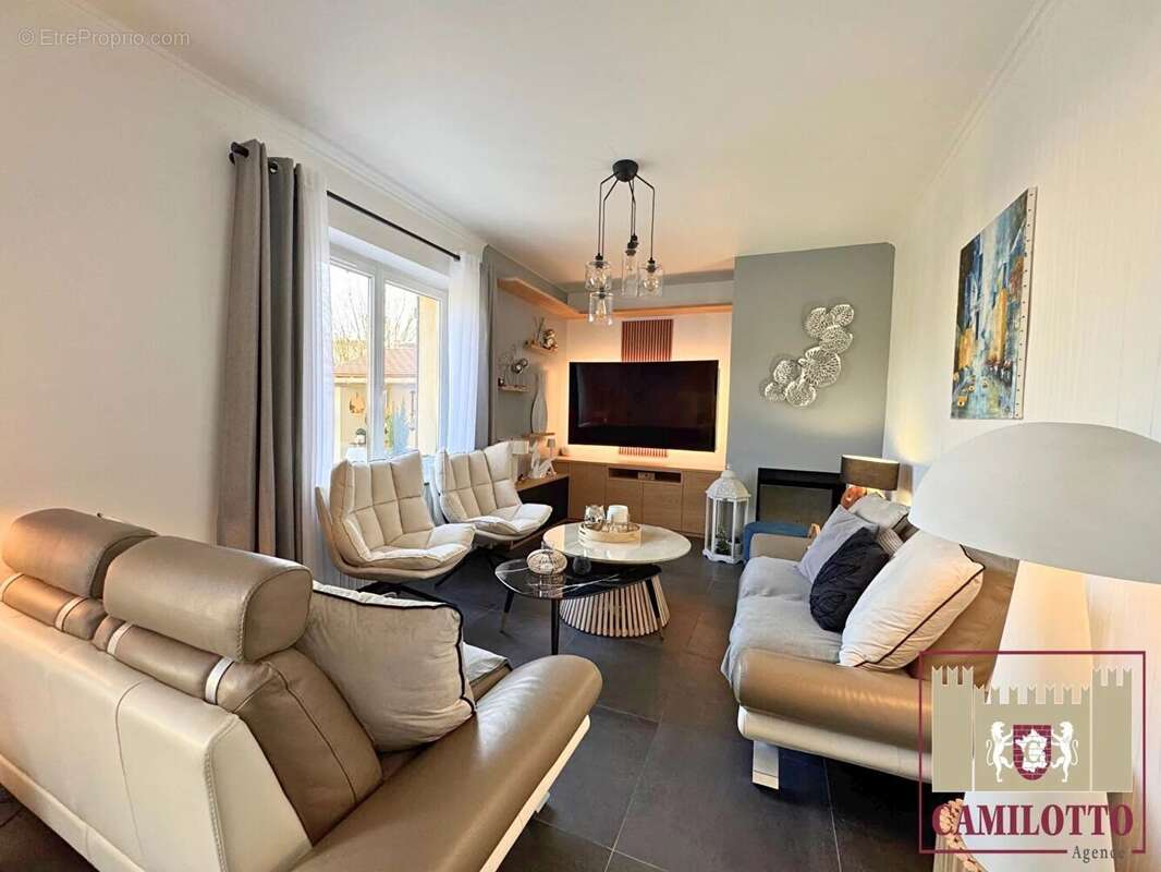 Maison à NOGENT-LE-ROI