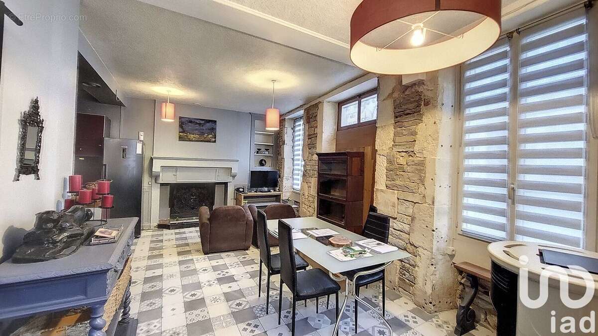 Photo 3 - Maison à SAINT-MARTIN-SUR-ARMANCON