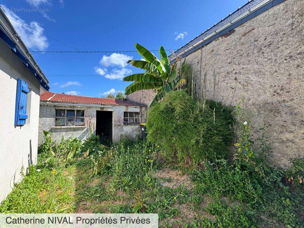 Maison Saint Nazaire, 2 chambres 47 m2, jardin, dépendance - photo 3