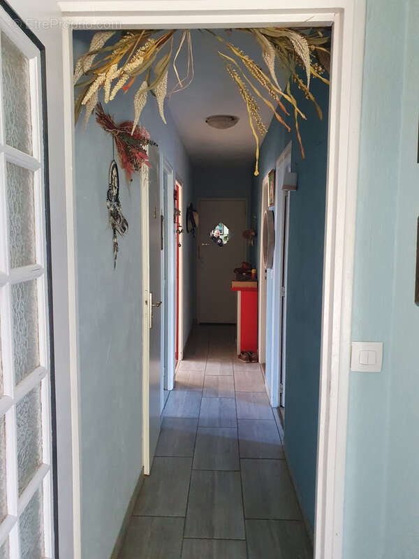 Maison à SAINT-GEORGES-DES-COTEAUX