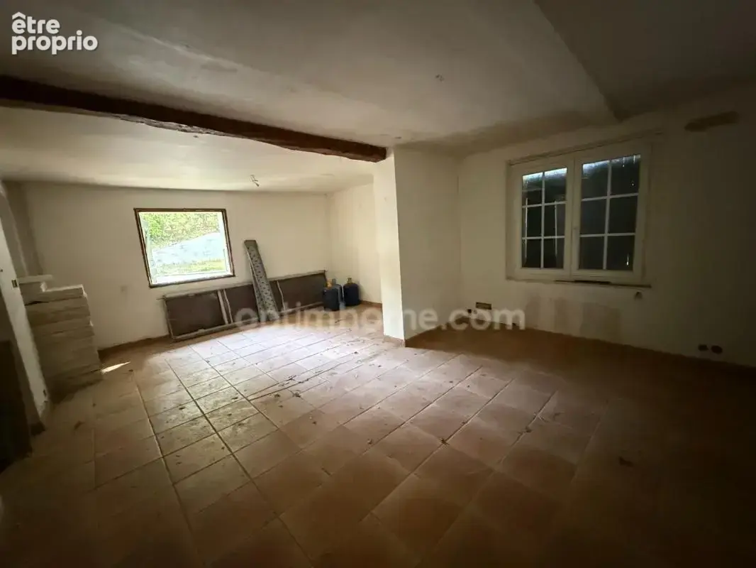 Maison, ferme à rénover, piscine, terrain de 1 900 m² - photo 19