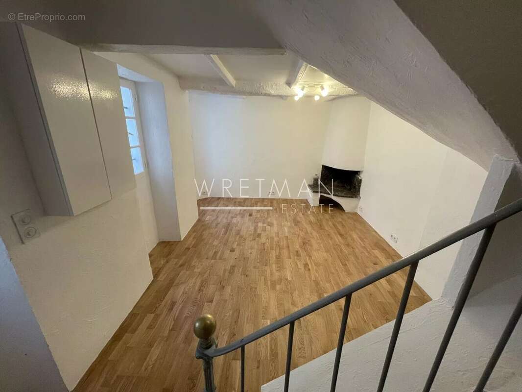 Appartement à VALBONNE