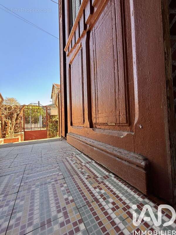 Photo 2 - Maison à ROMILLY-SUR-SEINE