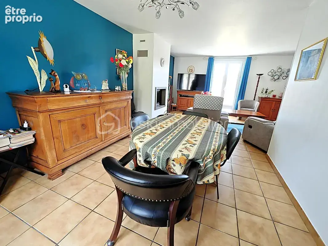 Maison familiale de 120,78 m² habitable sur sous sol de 81 m² edifier sur terrain clos de 1280 m² - photo 6