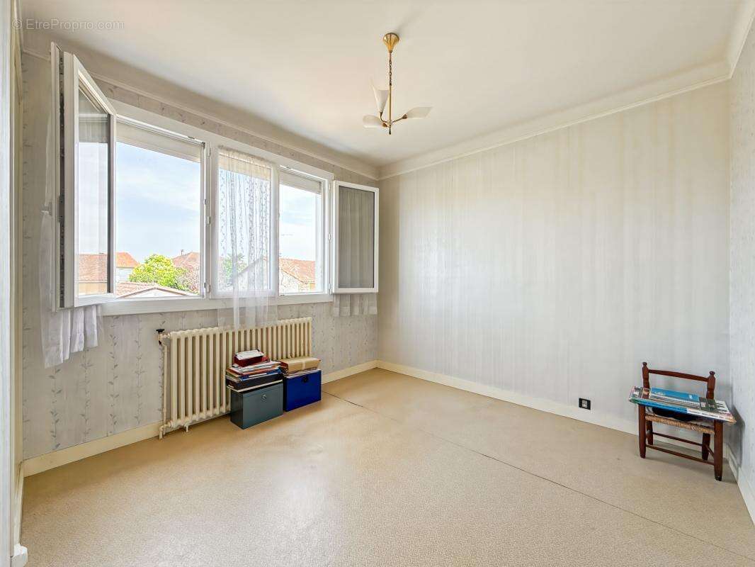 Maison à COULOUNIEIX-CHAMIERS