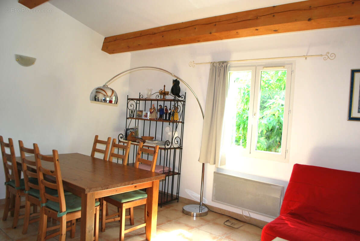 Maison à SALERNES
