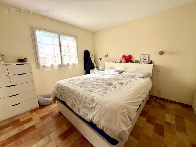 Maison à PEYNIER